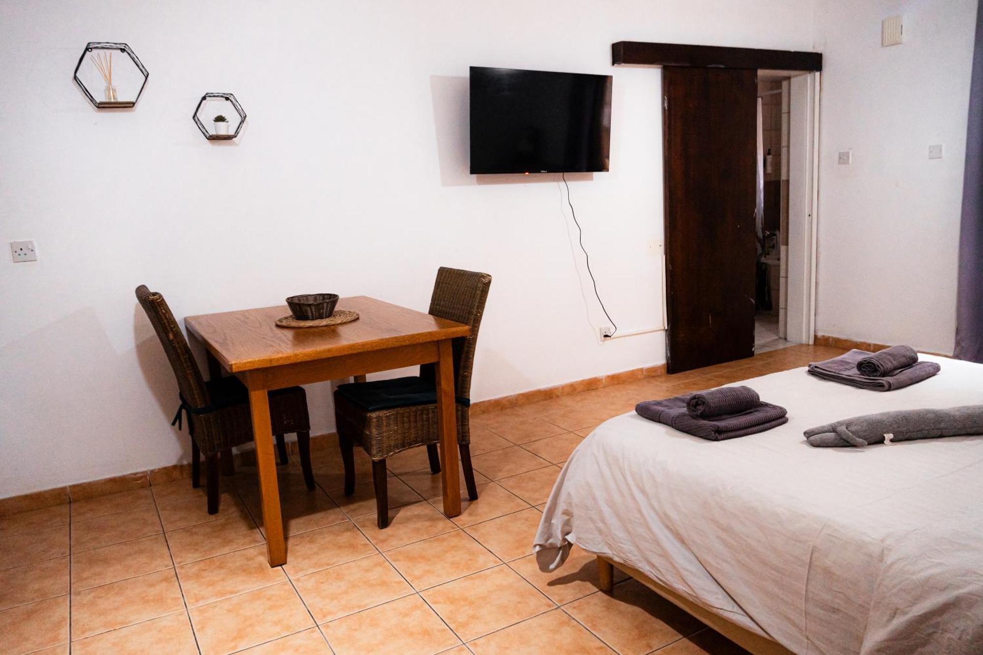 Hostel Nissus Urban Ayia Napa Pokoj fotografie